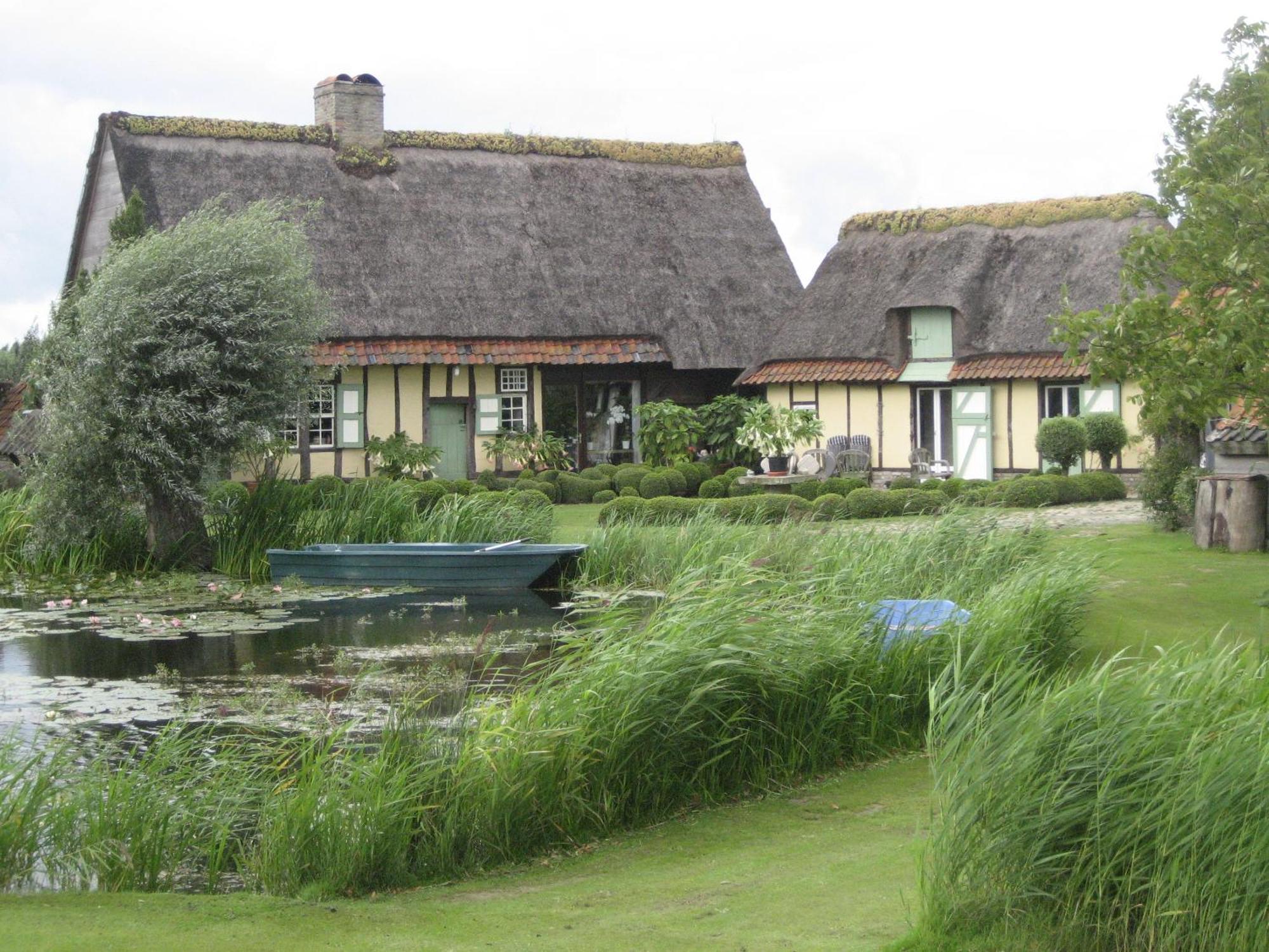 Sint-Coryn Villa Reninge Luaran gambar